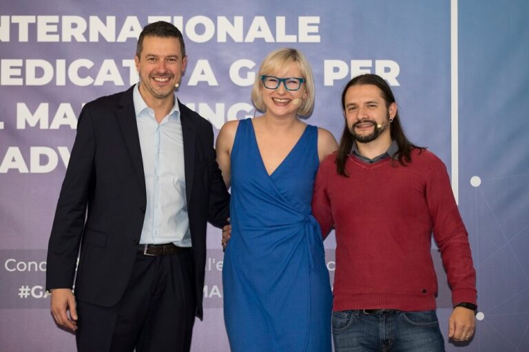 Karolina Wrzask - Google - con Matteo Zambon e Roberto Guiotto - GA4 Summit 2024